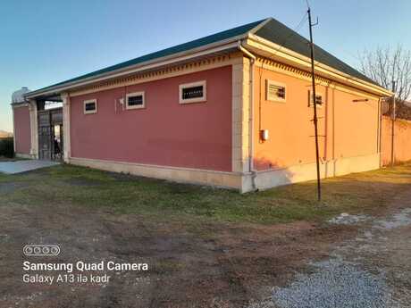 4 otaqlı həyət evi/bağ evi - Şəki - 100 m²