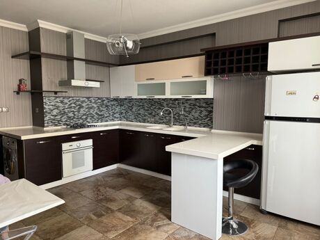 2 otaqlı yeni tikili - 8-ci mikrorayon q. - 110 m²
