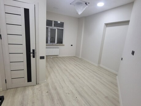 9 otaqlı ofis - İnşaatçılar m. - 476 m²