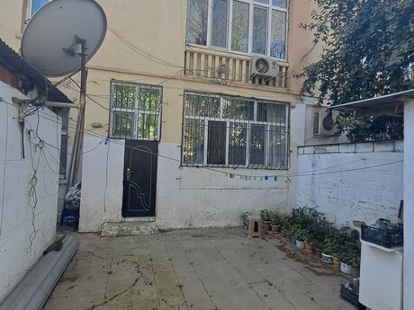 3 otaqlı köhnə tikili - Biləcəri q. - 75 m²