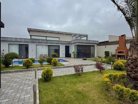 4 otaqlı həyət evi/bağ evi - Mərdəkan q. - 220 m²