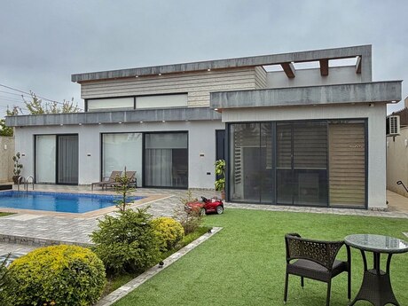 4 otaqlı həyət evi/bağ evi - Mərdəkan q. - 220 m²