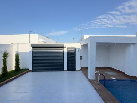 4 otaqlı həyət evi/bağ evi - Mərdəkan q. - 140 m²