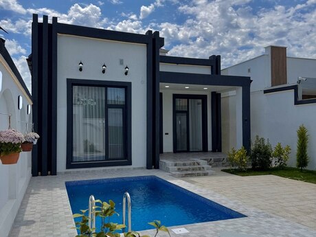 4 otaqlı həyət evi/bağ evi - Şüvəlan q. - 150 m²