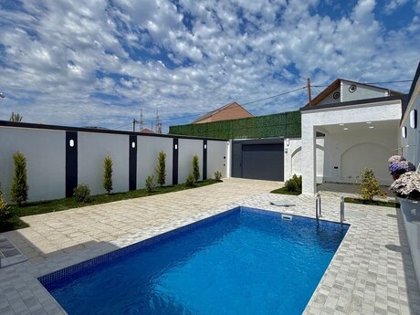 4 otaqlı həyət evi/bağ evi - Şüvəlan q. - 150 m²