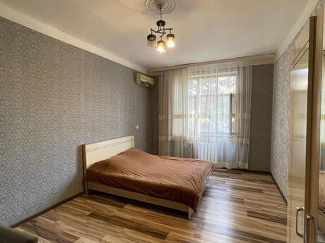 3 otaqlı köhnə tikili - 20 Yanvar m. - 85 m²