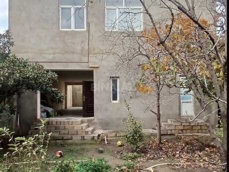 6 otaqlı həyət evi/bağ evi - Sulutəpə q. - 220 m²