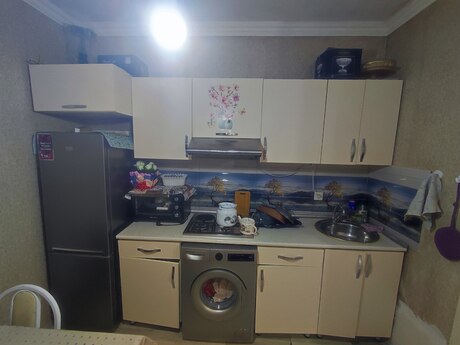 1 otaqlı həyət evi/bağ evi - Binəqədi q. - 40 m²