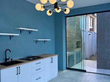 4 otaqlı həyət evi/bağ evi - Mərdəkan q. - 180 m²