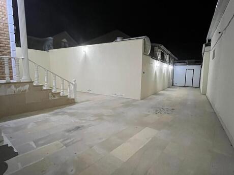 3 otaqlı həyət evi/bağ evi - Buzovna q. - 105 m²