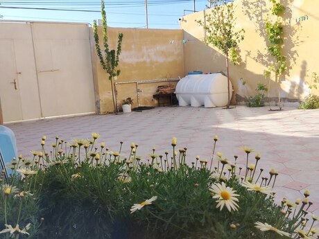 4 otaqlı həyət evi/bağ evi - Masazır q. - 130 m²