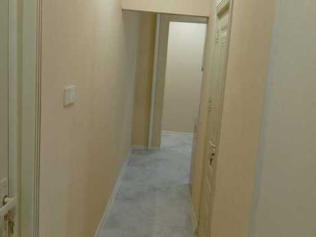 2 otaqlı köhnə tikili - Memar Əcəmi m. - 65 m²