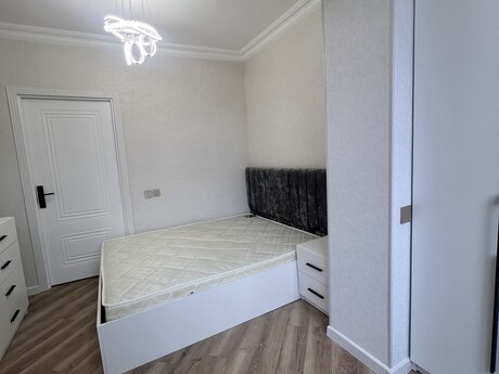 2 otaqlı köhnə tikili - Qara Qarayev m. - 46 m²