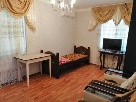 1 otaqlı köhnə tikili - Neftçilər m. - 35 m²