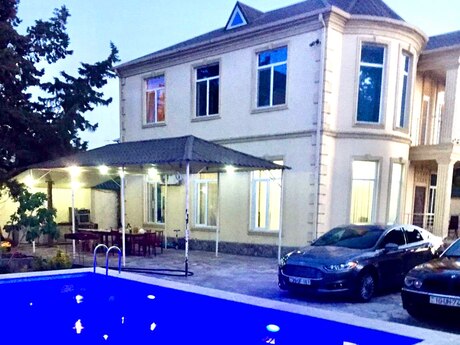 5 otaqlı həyət evi/bağ evi - Mərdəkan q. - 200 m²