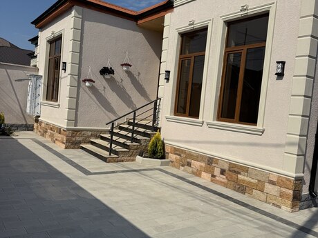4 otaqlı həyət evi/bağ evi - Maştağa q. - 120 m²