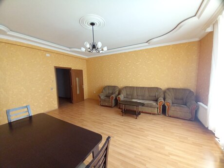 2 otaqlı yeni tikili - Həzi Aslanov m. - 109 m²