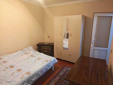 1 otaqlı həyət evi/bağ evi - Həzi Aslanov m. - 35 m²