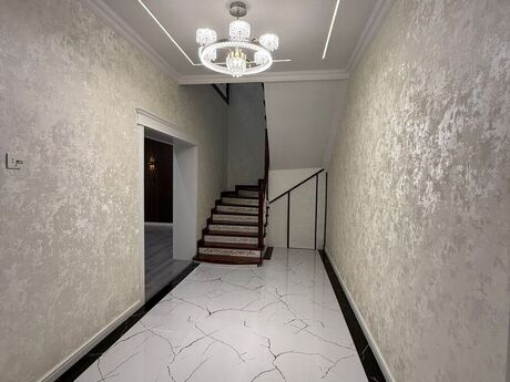 6 otaqlı həyət evi/bağ evi - Yeni Ramana q. - 200 m²