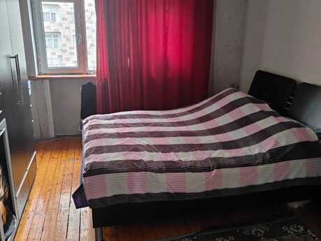4 otaqlı köhnə tikili - Xalqlar Dostluğu m. - 100 m²