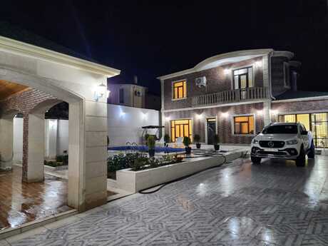 4 otaqlı həyət evi/bağ evi - Buzovna q. - 230 m²