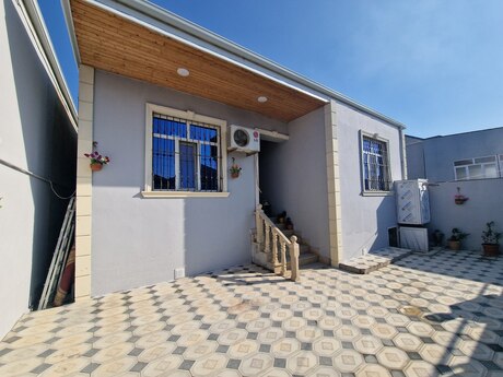 4 otaqlı həyət evi/bağ evi - Zabrat q. - 119 m²