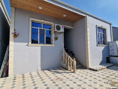 4 otaqlı həyət evi/bağ evi - Zabrat q. - 119 m²