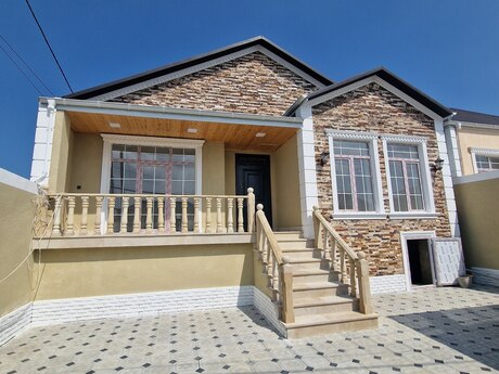 4 otaqlı həyət evi/bağ evi - Maştağa q. - 123 m²