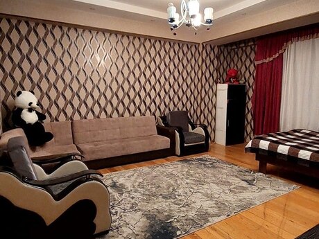1 otaqlı yeni tikili - İnşaatçılar m. - 65 m²