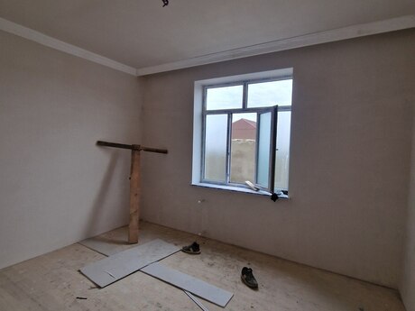3 otaqlı həyət evi/bağ evi - Zabrat q. - 91 m²