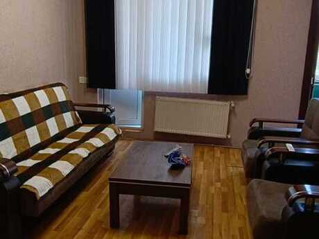 3 otaqlı köhnə tikili - 20 Yanvar m. - 60 m²