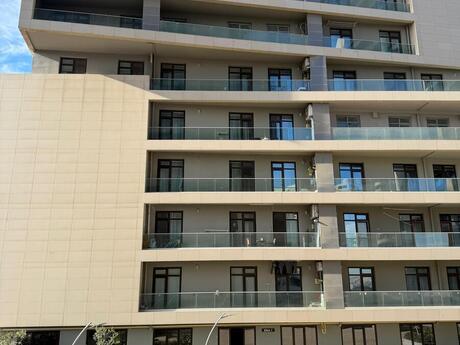 3 otaqlı yeni tikili - 8 Noyabr m. - 108 m²