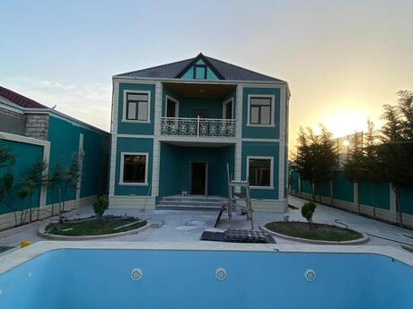 5 otaqlı həyət evi/bağ evi - Mərdəkan q. - 300 m²