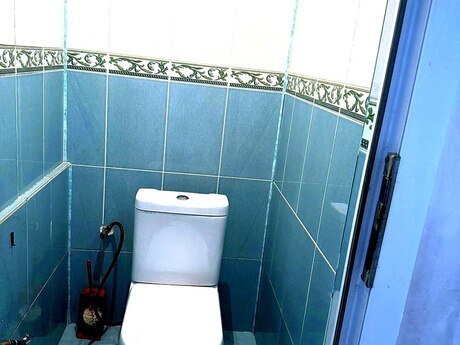 2 otaqlı həyət evi/bağ evi - Qaraçuxur q. - 60 m²