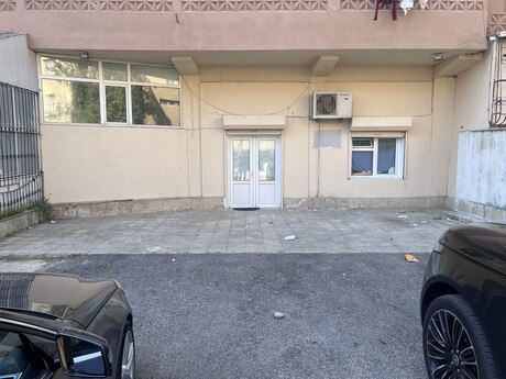 Obyekt - Xalqlar Dostluğu m. - 100 m²