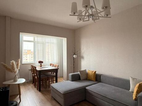 4 otaqlı köhnə tikili - Binəqədi r. - 110 m²