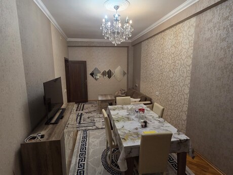 2 otaqlı yeni tikili - İnşaatçılar m. - 84 m²