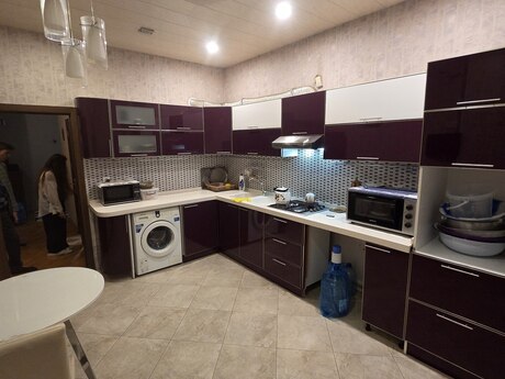 2 otaqlı yeni tikili - İnşaatçılar m. - 84 m²