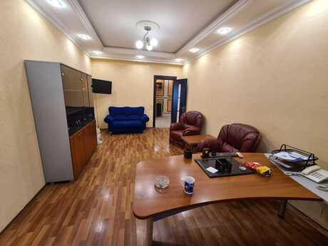 5 otaqlı ofis - Nərimanov r. - 270 m²