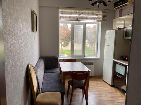 1 otaqlı yeni tikili - Gənclik m. - 42 m²
