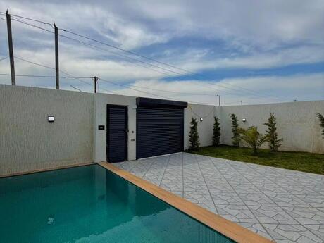 4 otaqlı həyət evi/bağ evi - Mərdəkan q. - 135 m²