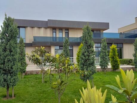 7 otaqlı həyət evi/bağ evi - Şüvəlan q. - 500 m²
