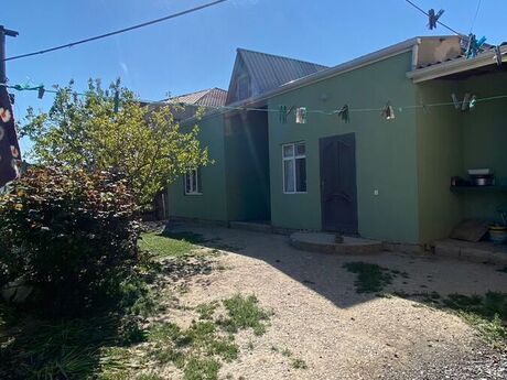 4 otaqlı həyət evi/bağ evi - Sumqayıt - 132 m²