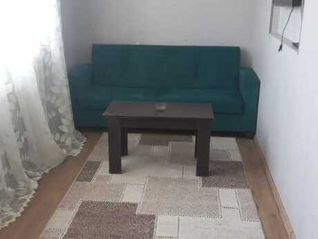 2 otaqlı köhnə tikili - Gənclik m. - 50 m²