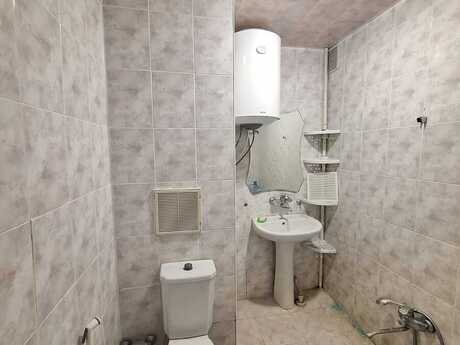 2 otaqlı köhnə tikili - İnşaatçılar m. - 46 m²