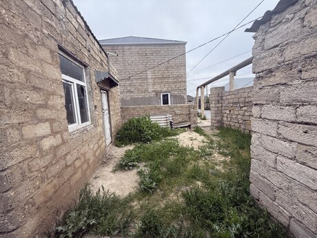 2 otaqlı həyət evi/bağ evi - Binə q. - 35 m²