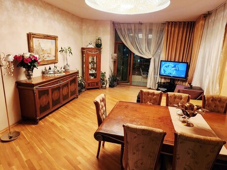 3-room apartment, 110 m², Neftçilər: 260 000 ₼ 2