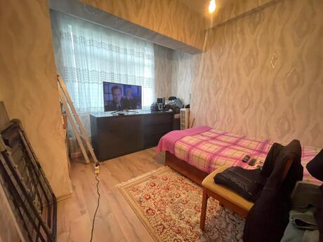 3 otaqlı köhnə tikili - Nəsimi m. - 65 m²