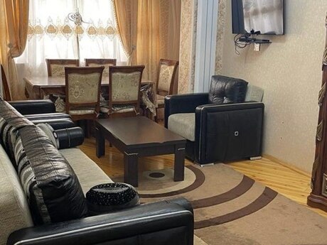 3 otaqlı köhnə tikili - 9-cu mikrorayon q. - 82 m²