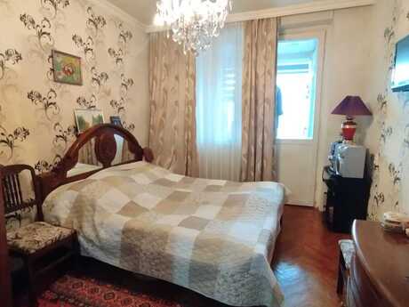 3 otaqlı köhnə tikili - Memar Əcəmi m. - 70 m²